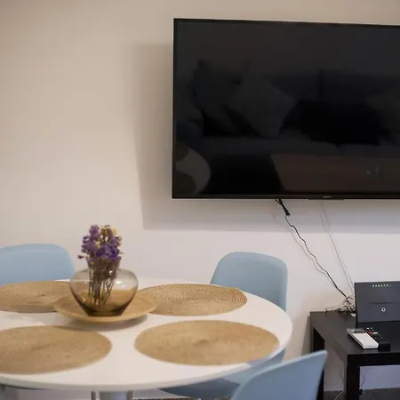 Athina 2br Apt, Fully Equipped, Kitchen, Ac, Wifi Apartmán Atény