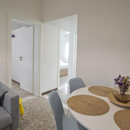 Athina 2br Apt, Fully Equipped, Kitchen, Ac, Wifi Apartmán Atény